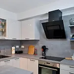 Apartman Festini *